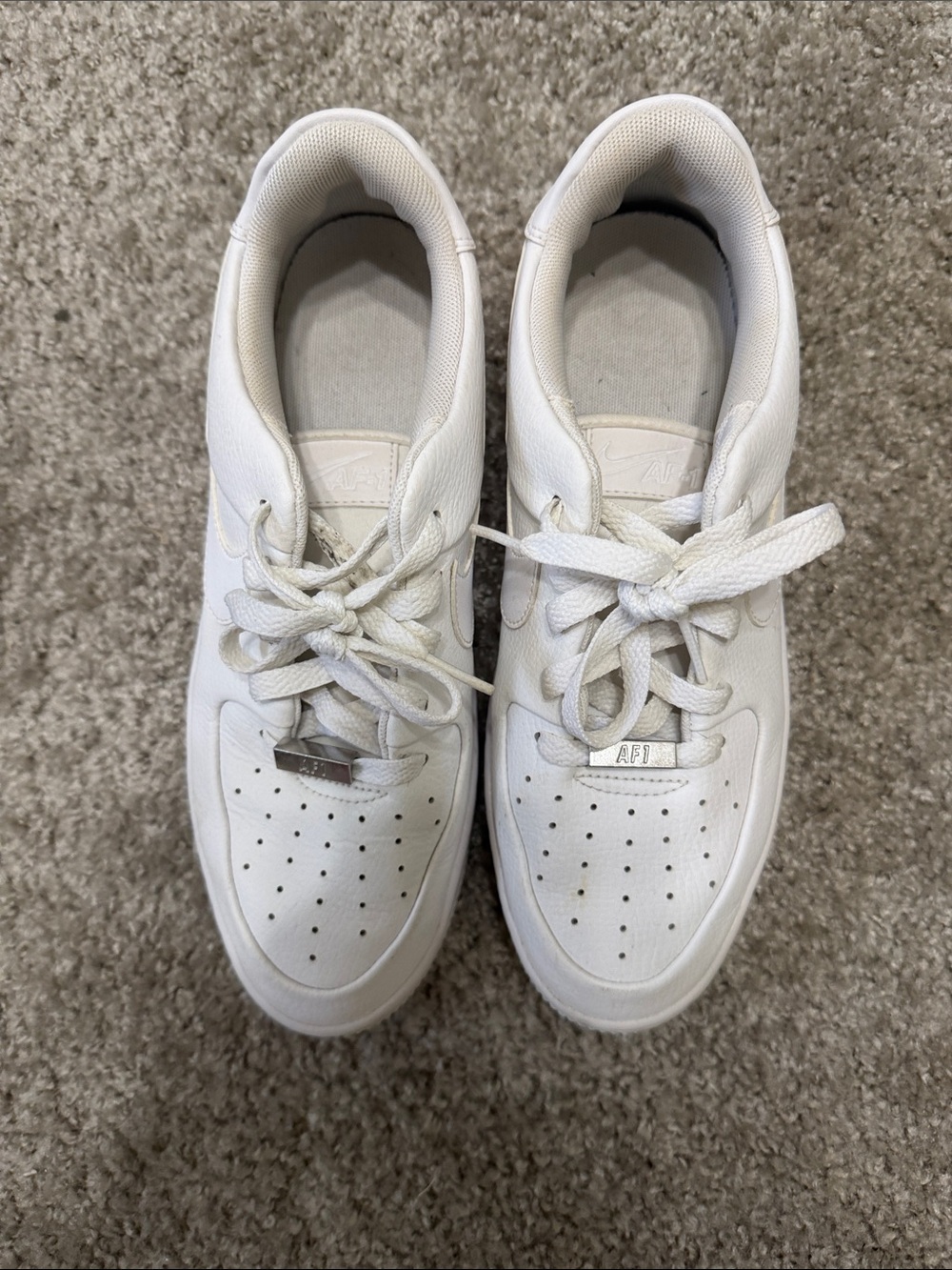 Nike White Low-Top Air Force 1 Sneakers